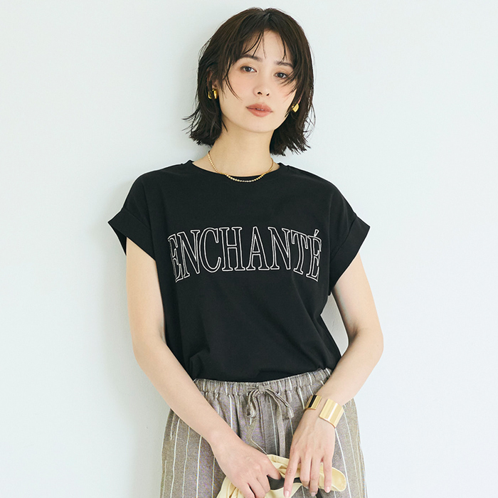 フレンチスリーブ刺繍Tシャツ